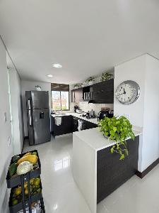 Apartamento en venta en Laureles, Medellín · foto 5 de 18