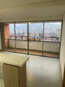 Apartamento de 2 alcobas en venta en Fatima, Itagüí, 56 m² · foto 8 de 17