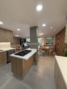 Casa de 3 alcobas en venta en La Sebastiana, Envigado, 220 m² · foto 12 de 20