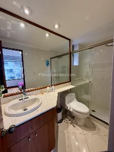 Casa de 3 alcobas en venta en Los Balsos, Medellín, 281 m² · foto 18 de 20