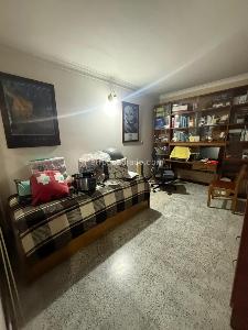 Casa de 3 alcobas en venta en Laureles, Medellín, 256 m² · foto 2 de 19