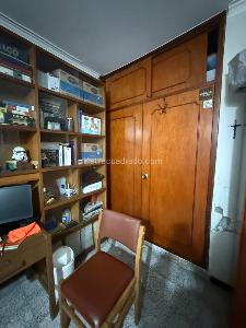 Casa de 3 alcobas en venta en Laureles, Medellín, 256 m² · foto 14 de 19