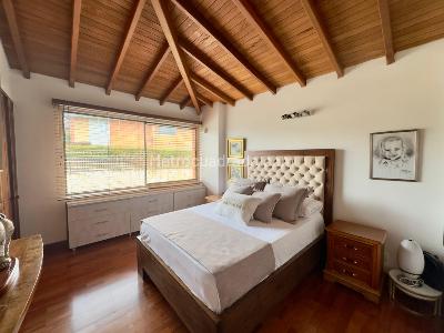 Casa de 4 alcobas en venta en La Sebastiana, Envigado, 380 m² · foto 12 de 20