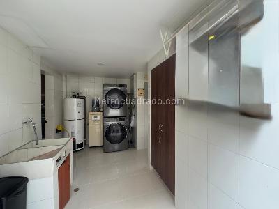 Casa de 4 alcobas en venta en La Sebastiana, Envigado, 380 m² · foto 17 de 20