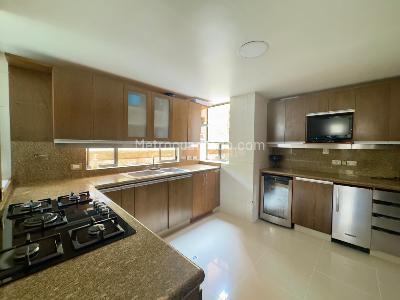 Casa de 4 alcobas en venta en La Sebastiana, Envigado, 380 m² · foto 18 de 20