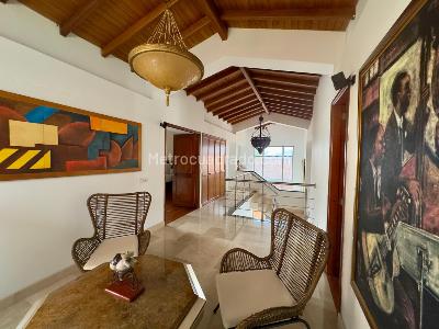 Casa de 4 alcobas en venta en La Sebastiana, Envigado, 380 m² · foto 5 de 20