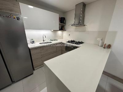 Apartamento de 3 alcobas en venta en Loma De Los Mesa, Envigado, 97 m² · foto 6 de 20