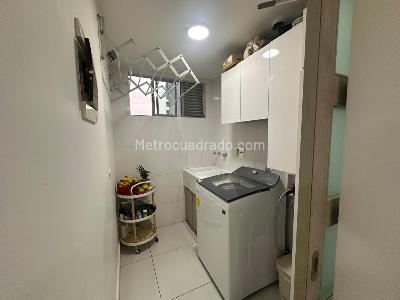 Apartamento de 3 alcobas en venta en Loma De Los Mesa, Envigado, 97 m² · foto 8 de 20