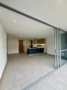 Apartamento de 3 alcobas en venta en El Poblado, Medellín, 105 m² · foto 3 de 20