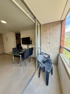 Apartamento de 3 alcobas en venta en San Jose, Sabaneta, 67 m² · foto 5 de 16
