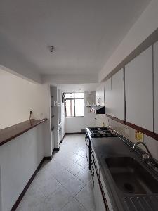 Apartamento de 2 alcobas en venta en El Poblado, Medellín, 82 m² · foto 5 de 20
