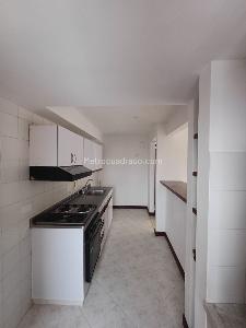 Apartamento de 2 alcobas en venta en El Poblado, Medellín, 82 m² · foto 7 de 20