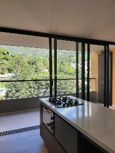 Apartamento de 2 alcobas en venta en Transversal Intermedia, Envigado, 85 m² · foto 2 de 5