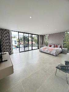 Casa de 5 alcobas en venta en Llano Grande, Rionegro, 1150 m² · foto 13 de 20
