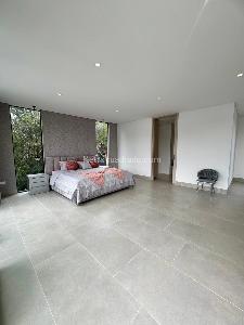 Casa de 5 alcobas en venta en Llano Grande, Rionegro, 1150 m² · foto 14 de 20