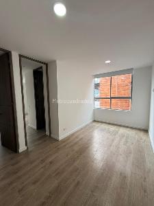 Apartamento de 3 alcobas en venta en Loma De Las Brujas, Envigado, 205 m² · foto 10 de 20