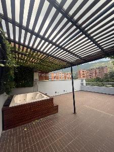 Apartamento de 3 alcobas en venta en Loma De Las Brujas, Envigado, 205 m² · foto 14 de 20