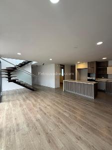 Apartamento de 3 alcobas en venta en Loma De Las Brujas, Envigado, 205 m² · foto 3 de 20