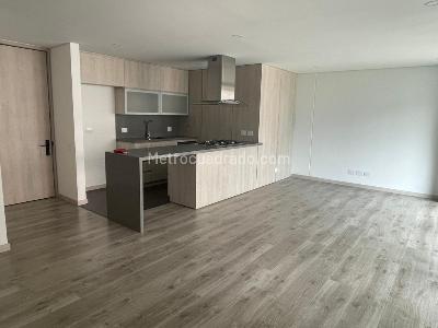 Apartamento en venta en Altos Del Poblado, Medellín · foto 2 de 19