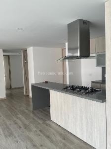 Apartamento en venta en Altos Del Poblado, Medellín · foto 6 de 19