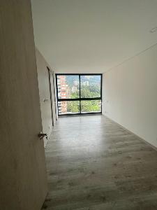 Apartamento en venta en Altos Del Poblado, Medellín · foto 9 de 19
