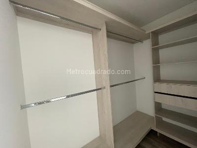 Apartamento en venta en Altos Del Poblado, Medellín · foto 13 de 19