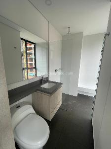 Apartamento en venta en Altos Del Poblado, Medellín · foto 18 de 19