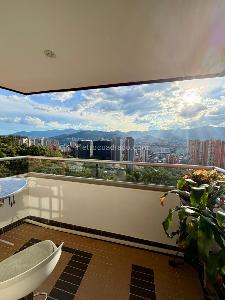 Apartamento de 3 alcobas en venta en El Poblado, Medellín, 87 m² · foto 5 de 13