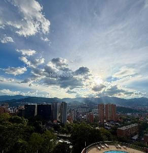 Apartamento de 3 alcobas en venta en El Poblado, Medellín, 87 m² · foto 6 de 13