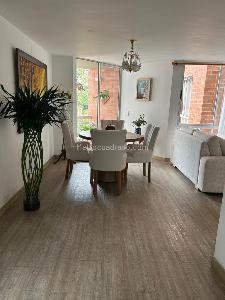 Apartamento en venta en Belen Loma De Los Bernal, Medellín · foto 5 de 15