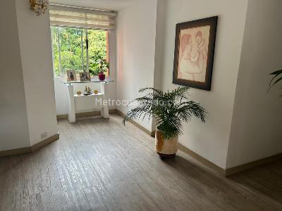 Apartamento en venta en Belen Loma De Los Bernal, Medellín · foto 9 de 15