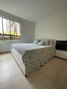 Apartamento de 3 alcobas en venta en Belen Loma De Los Bernal, Medellín, 95 m² · foto 7 de 9