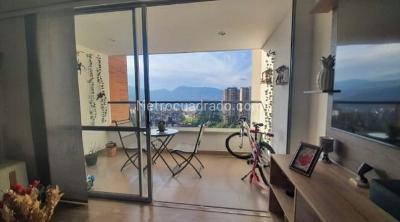 Apartamento de 3 alcobas en venta en Loma Del Chocho, Envigado, 120 m² · foto 2 de 9