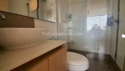 Apartamento de 3 alcobas en venta en Loma Del Chocho, Envigado, 120 m² · foto 8 de 9