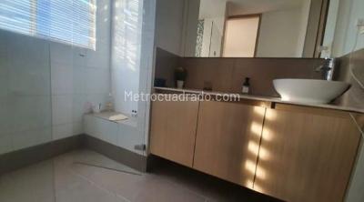 Apartamento de 3 alcobas en venta en Loma Del Chocho, Envigado, 120 m² · foto 9 de 9