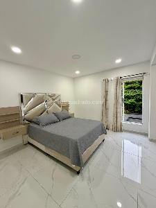 Casa de 3 alcobas en venta en La Frontera, Medellín, 231 m² · foto 12 de 20