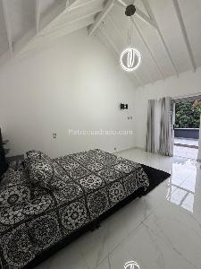 Casa de 3 alcobas en venta en La Frontera, Medellín, 231 m² · foto 15 de 20