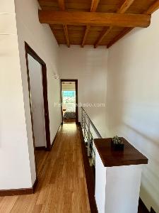 Casa de 3 alcobas en venta en Transversal Intermedia, Envigado, 193 m² · foto 4 de 12