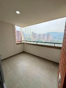 Apartamento en venta en Suramerica, Itagüí · foto 2 de 13
