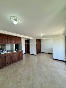 Apartamento en venta en Belen Loma De Los Bernal, Medellín · foto 5 de 17
