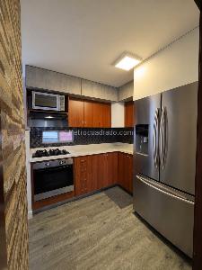 Apartamento de 3 alcobas en venta en Belen Loma De Los Bernal, Medellín, 78 m² · foto 4 de 18