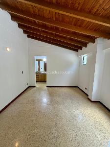 Casa de 4 alcobas en venta en La Sebastiana, Envigado, 204 m² · foto 11 de 20