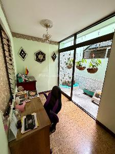 Casa de 5 alcobas en venta en El Nogal Los Almendros, Medellín, 272 m² · foto 12 de 20