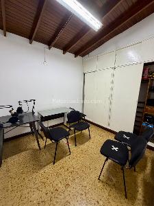 Casa de 5 alcobas en venta en El Nogal Los Almendros, Medellín, 272 m² · foto 15 de 20
