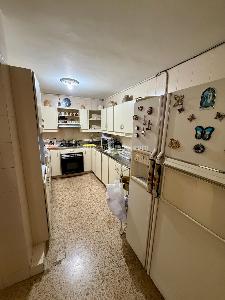 Casa de 5 alcobas en venta en El Nogal Los Almendros, Medellín, 272 m² · foto 4 de 20