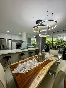 Apartamento de 3 alcobas en venta en Castropol, Medellín, 148 m² · foto 7 de 20
