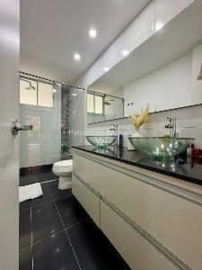 Apartamento de 3 alcobas en venta en Castropol, Medellín, 148 m² · foto 16 de 20
