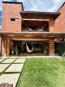 Casa de 3 alcobas en venta en La Sebastiana, Envigado, 296 m² · foto 3 de 20