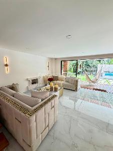 Casa de 3 alcobas en venta en La Sebastiana, Envigado, 296 m² · foto 8 de 20