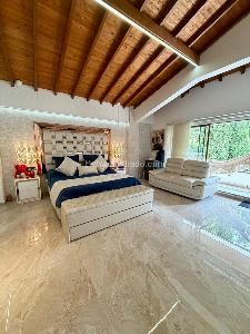 Casa de 3 alcobas en venta en La Sebastiana, Envigado, 296 m² · foto 18 de 20